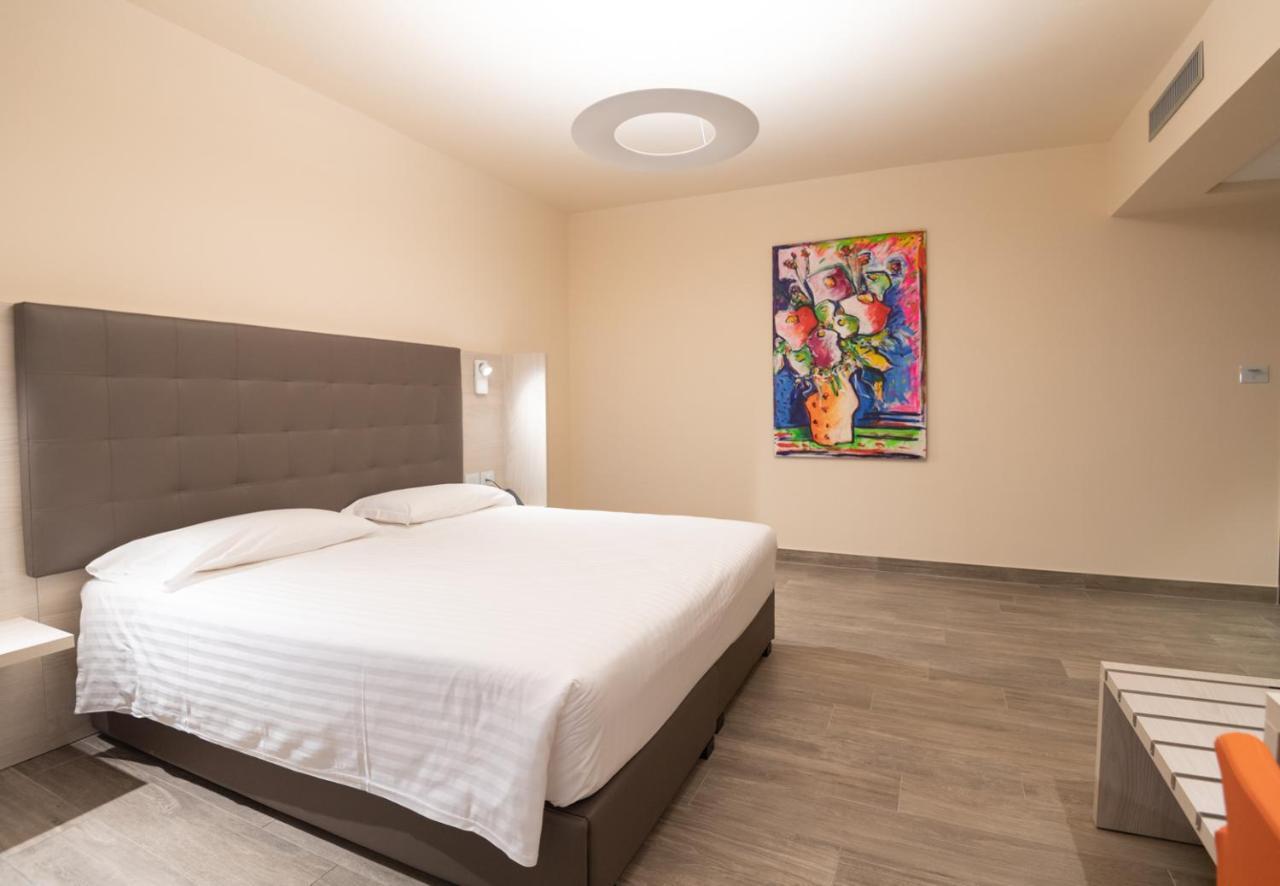 Bhotel Lagonegro Bagian luar foto
