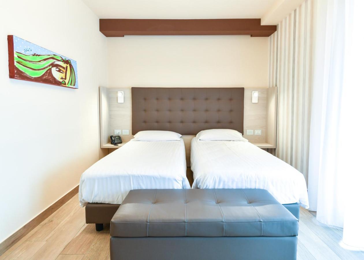 Bhotel Lagonegro Bagian luar foto