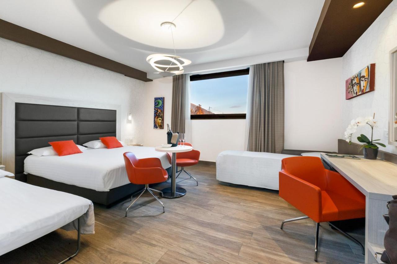 Bhotel Lagonegro Bagian luar foto