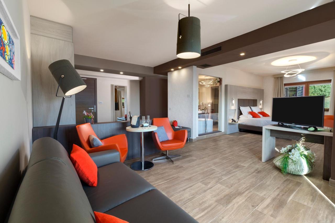 Bhotel Lagonegro Bagian luar foto