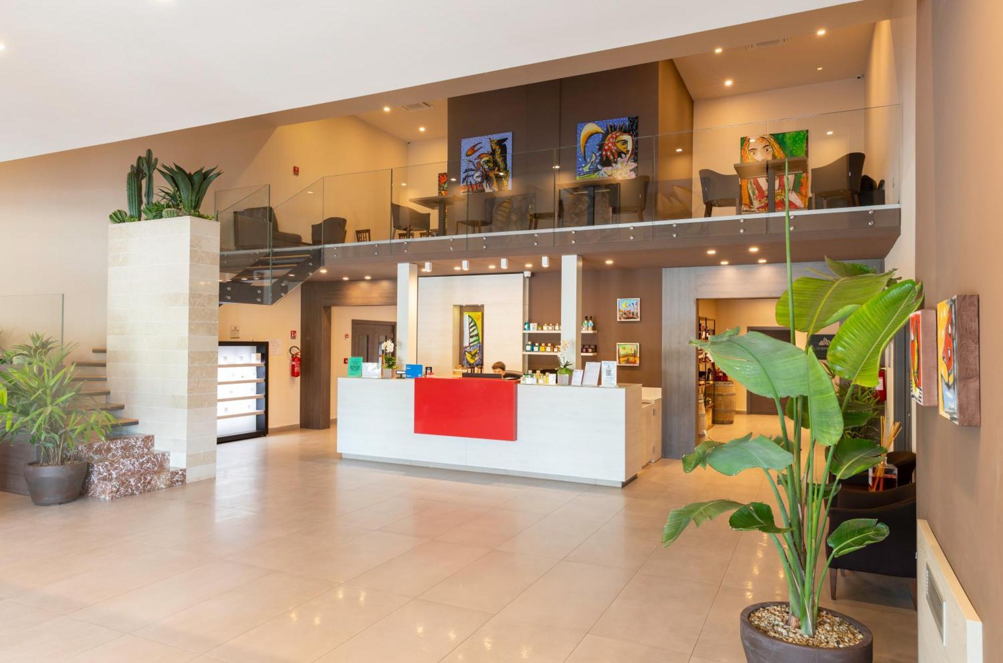 Bhotel Lagonegro Bagian luar foto