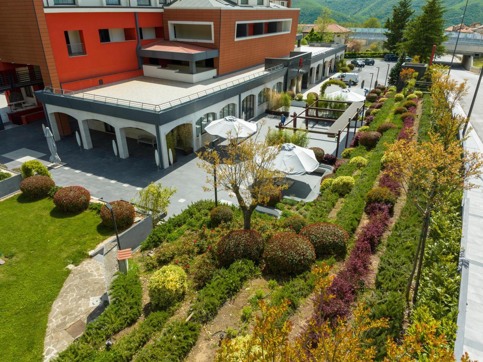 Bhotel Lagonegro Bagian luar foto